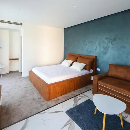 Πανσιόν Graffit Luxury