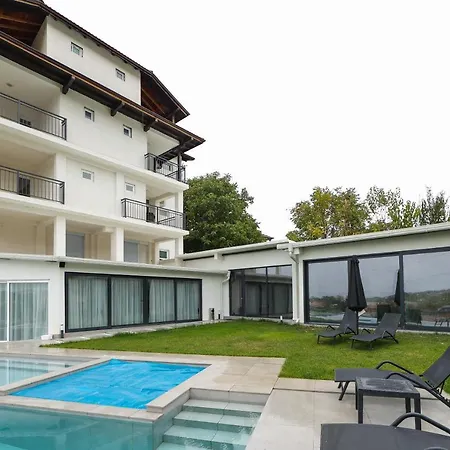 Graffit Luxury